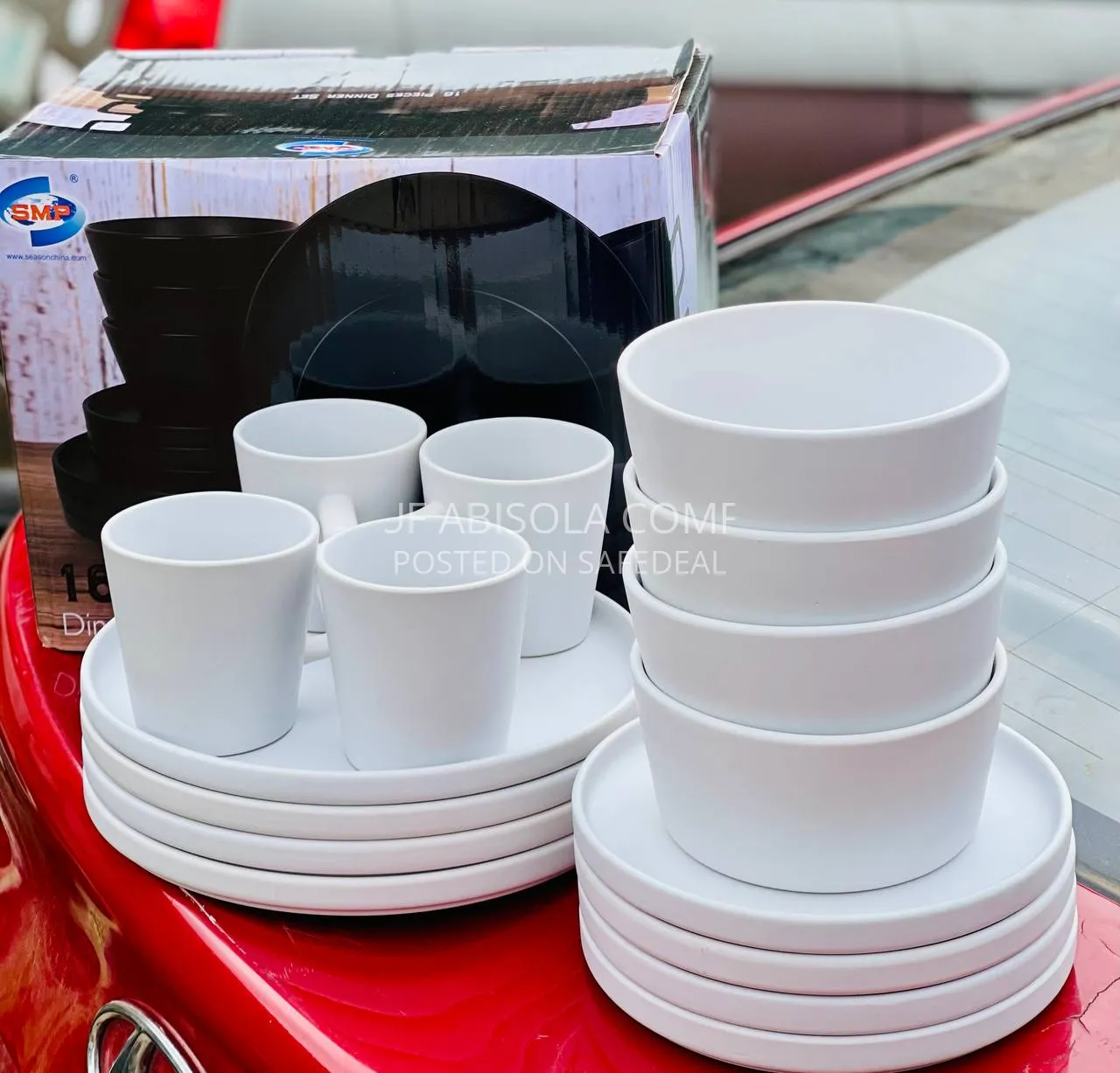 Dinner set