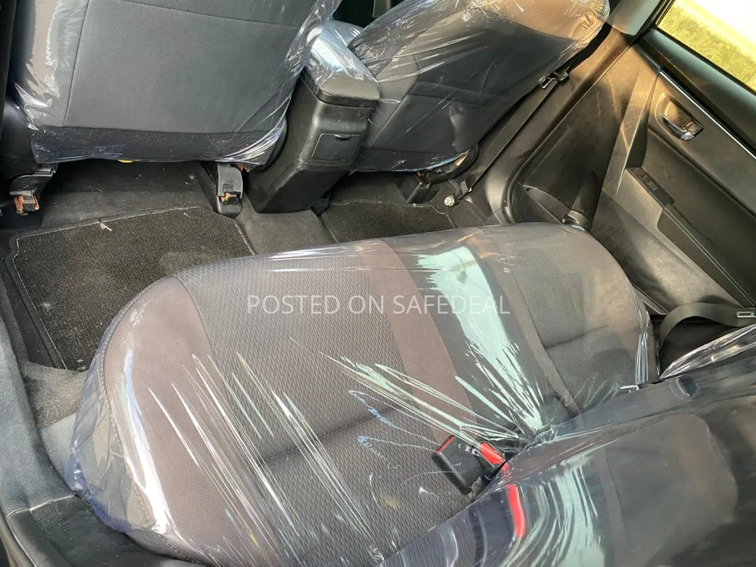 2018 Toyota Corolla - Black